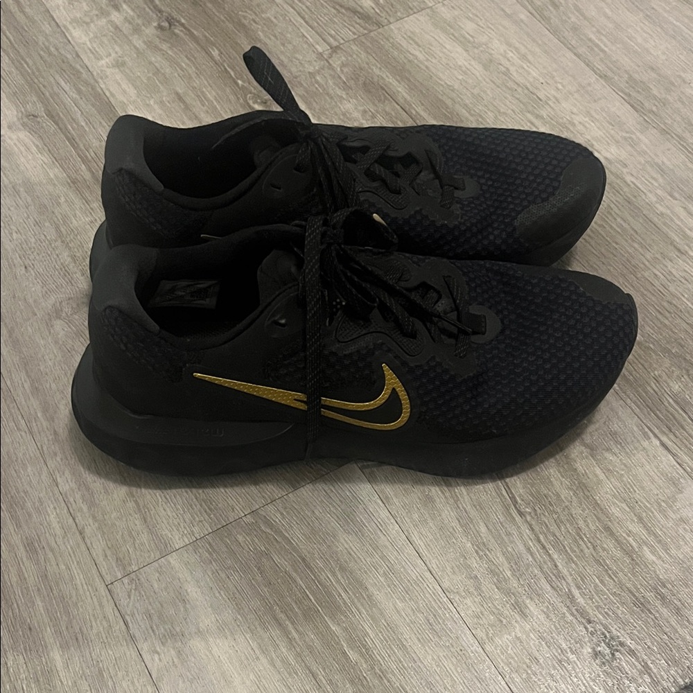 Nike Black and Gold Athletic Shoes